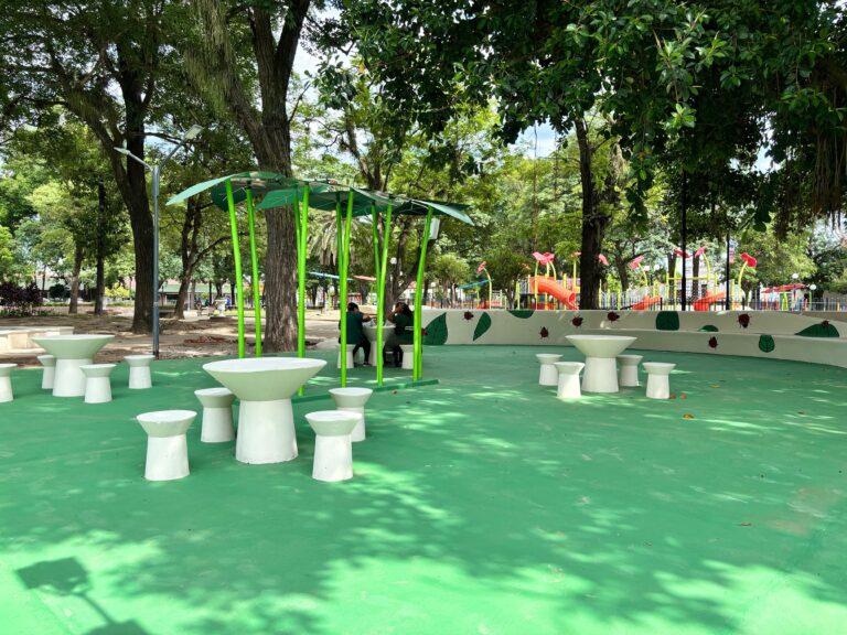 NUEVO ESPACIO DE RECREACIÓN EN PLAZA GENERAL PIZARRO