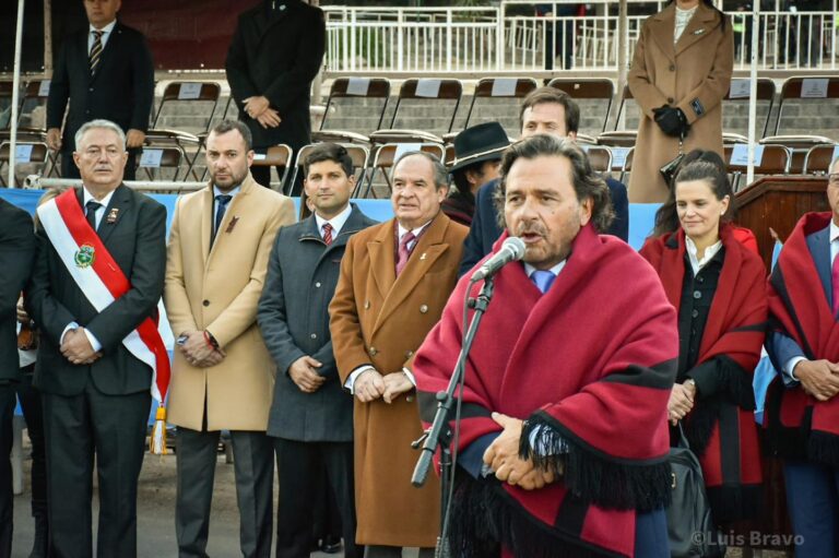 EL INTENDENTE LARA PARTICIPÓ DE LOS ACTOS CENTRALES EN HOMENAJE A MARTÍN MIGUEL DE GÜEMES EN LA CIUDAD DE SALTA