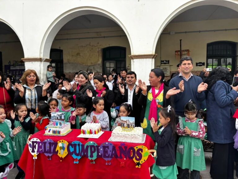 LA ESCUELA GENERAL PIZARRO CELEBRÓ 88 AÑOS DE VIDA