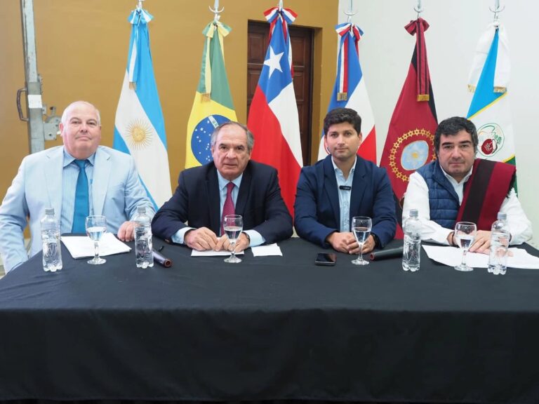 ORÁN FUE SEDE DE UN ENCUENTRO CLAVE POR EL CORREDOR BIOCEÁNICO DE CAPRICORNIO