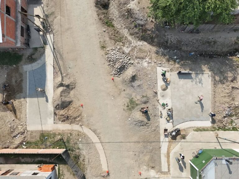 CONSTRUCCIÓN DE BOCACALLE EN DORREGO Y MARIO SILVA