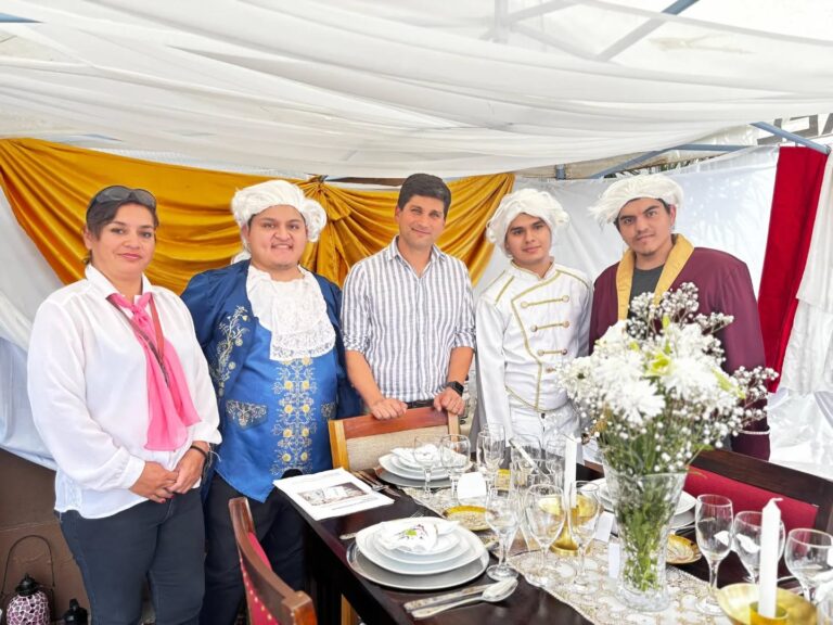 VISITA AL ENCUENTRO PROVINCIAL DE PRÁCTICAS DOCENTES Y PROFESIONALIZANTES